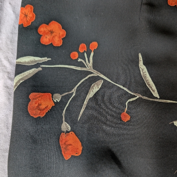 InWear skirt w/ poppy design Size UK 10/US 4-6. - Picture 4 of 10